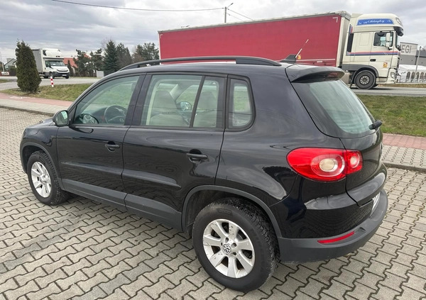Volkswagen Tiguan cena 32900 przebieg: 283000, rok produkcji 2009 z Płoty małe 154